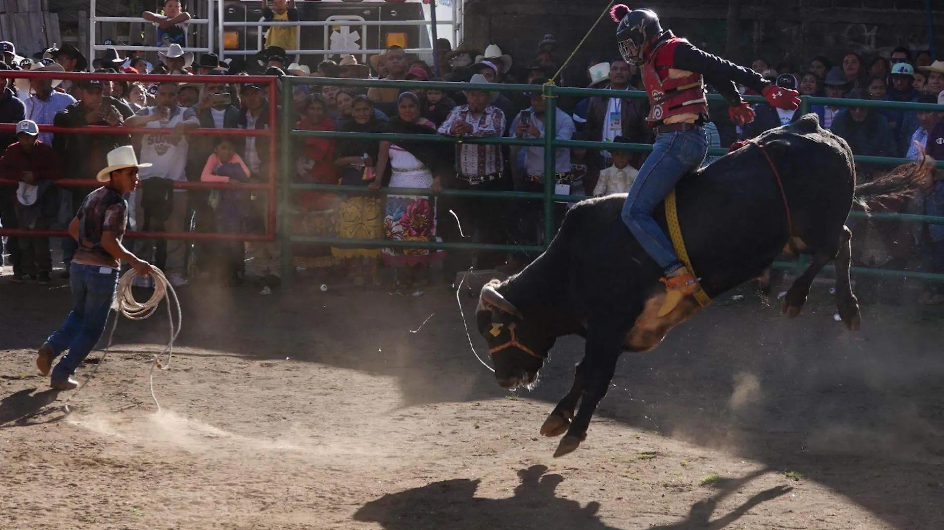 965923_Jaripeo Comachuen Michoacán -43_web